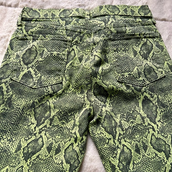 J Brand Selena Denim Snake Print Bootcut Jeans❤️ - Picture 6 of 6